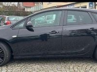 Gebraucht Opel Astra Design Edition 179 PS (131 kW) 2011 Schwarz Limousine