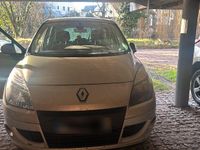 Gebraucht Renault Scénic III Dynamique 106 PS (77 kW) 2011 Gold Van / Kleinbus