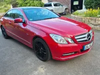 Gebraucht Mercedes E200 184 PS (135 kW) 2010 Rot Coupé