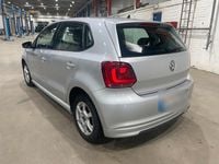 Second-hand VW Polo 75 CP (55 kW) 2012 Argintiu Hatchback