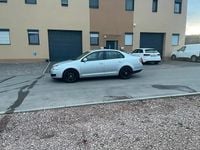 Gebraucht VW Jetta 2009 Silber Limousine