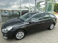 Gebraucht Hyundai i30 120 PS (88 kW) 2019 Schwarz Kombi