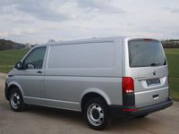 Gebraucht VW Transporter 150 PS (110 kW) 2024 Silber Van