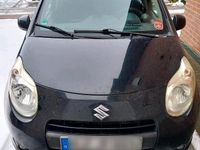 Gebraucht Suzuki Alto 68 PS (50 kW) 2012 Schwarz Kleinwagen