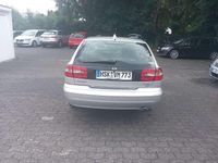 Gebraucht Volvo V40 Standard 116 PS (85 kW) 2004 Silber Kombi