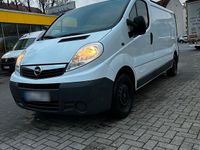 Gebraucht Opel Vivaro 114 PS (83 kW) 2012 Weiß Van / Kleinbus
