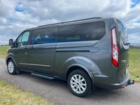 Gebraucht Ford Tourneo 170 PS (125 kW) 2023 Grau Van / Kleinbus