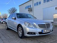 Gebraucht Mercedes E220 170 PS (125 kW) 2011 Grau Limousine