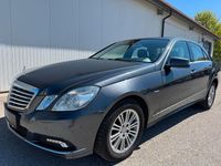 Używany Mercedes E250 204 KM (150 kW) 2010 Szary Sedan/Limuzyna