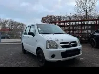 Używany Opel Agila 60 KM (44 kW) 2007 Biały Sedan/Limuzyna
