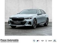 Neu BMW 520 M Sport 197 PS (144 kW) 2026 Grau (brooklyn grau) Limousine