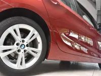 Używany BMW 218 Advantage 140 KM (102 kW) 2019 Czerwony Minivan