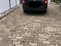 Gebraucht Skoda Superb 125 PS (91 kW) 2011 Schwarz Kombi