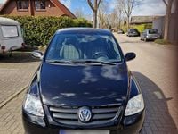 Second-hand VW Fox 54 CP (39 kW) 2006 Negru Hatchback