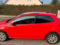 Gebraucht VW Polo Life 90 PS (66 kW) 2013 Rot Kleinwagen