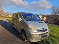 Gebraucht Opel Vivaro 114 PS (83 kW) 2006 Silber Van / Kleinbus