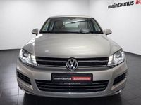 Gebraucht VW Touareg Edition 280 PS (205 kW) 2013 Gold SUV