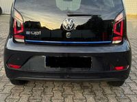 Gebraucht VW e-up! 61 kW (83 PS) 2022 Schwarz Kleinwagen