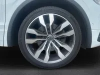 Gebraucht VW Tiguan R-line 245 PS (180 kW) 2023 Weiß SUV