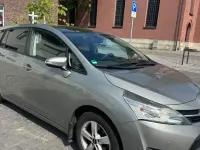 Gebraucht Toyota Verso Multidrive S 147 PS (108 kW) 2013 Silber Van / Kleinbus