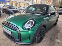 Gebraucht Mini Cooper Classic 136 PS (100 kW) 2023 Grün Kleinwagen