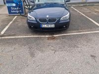 Gebraucht BMW 525 177 PS (130 kW) 2005 Blau Kombi