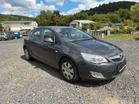 Gebraucht Opel Astra Edition 116 PS (85 kW) 2010 Grau Limousine
