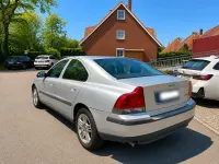 Gebraucht Volvo S60 140 PS (102 kW) 2002 Silber Limousine