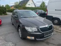 Gebraucht Skoda Superb Elegance 125 PS (91 kW) 2010 Schwarz Kombi