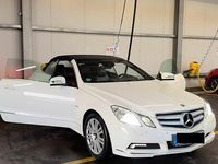 Gebraucht Mercedes E200 184 PS (135 kW) 2010 Weiß Cabrio