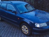 Gebraucht VW Passat 101 PS (74 kW) 1997 Blau Kombi