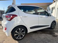 Gebraucht Hyundai i10 Style 67 PS (49 kW) 2016 Weiß Kleinwagen