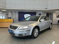Gebraucht VW Phaeton 239 PS (175 kW) 2010 Grau Limousine