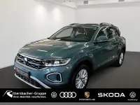 Gebraucht VW T-Roc IQ Drive 116 PS (85 kW) 2025 Petroleum blue metallic SUV