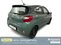 Gebraucht Hyundai i10 Trend 67 PS (49 kW) 2022 Grün Kleinwagen