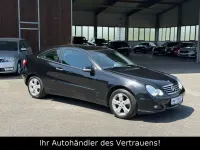 Gebraucht Mercedes C180 143 PS (105 kW) 2004 Schwarz Coupé
