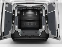 Neu Kia PV5 Plus 119 kW (163 PS) 2025 Weiß (schneeweiß) Van / Kleinbus