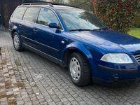 Usata VW Passat 131 CV (96 kW) 2003 Blu Station wagon