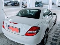 Gebraucht Mercedes SLK280 231 PS (169 kW) 2007 Weiß Cabrio