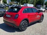 Gebraucht Fiat 600 101 PS (74 kW) 2025 Rot SUV