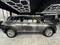 Gebraucht VW Tiguan Highline 150 PS (110 kW) 2018 Grau SUV