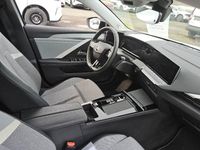 Gebraucht Opel Astra Business 181 PS (133 kW) 2022 Jade weiss/arktis weiss Kleinwagen