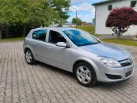 Gebraucht Opel Astra 116 PS (85 kW) 2009 Silber Limousine