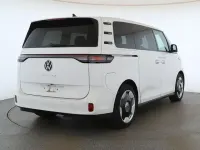 Używany VW ID. Buzz Pro 150 kW (204 KM) 2023 Biały Minivan