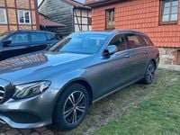 Gebraucht Mercedes E220 194 PS (142 kW) 2020 Grau Kombi
