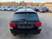 Gebraucht BMW 325 218 PS (160 kW) 2010 Schwarz Kombi
