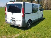 Gebraucht Opel Vivaro 114 PS (83 kW) 2011 Weiß Van / Kleinbus