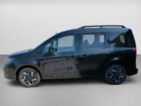 Neu Nissan Townstar 360º 131 PS (96 kW) 2026 Schwarz Kombi