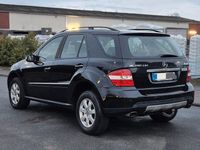 Gebraucht Mercedes ML280 190 PS (139 kW) 2007 Schwarz SUV
