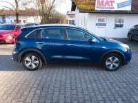 Gebraucht Kia Niro Edition 7 105 PS (77 kW) 2019 Blau SUV